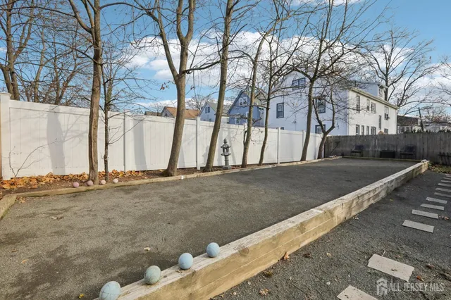 $649,000 | 109 North 2nd Avenue, Highland Park, NJ 08904