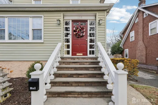 $649,000 | 109 North 2nd Avenue, Highland Park, NJ 08904
