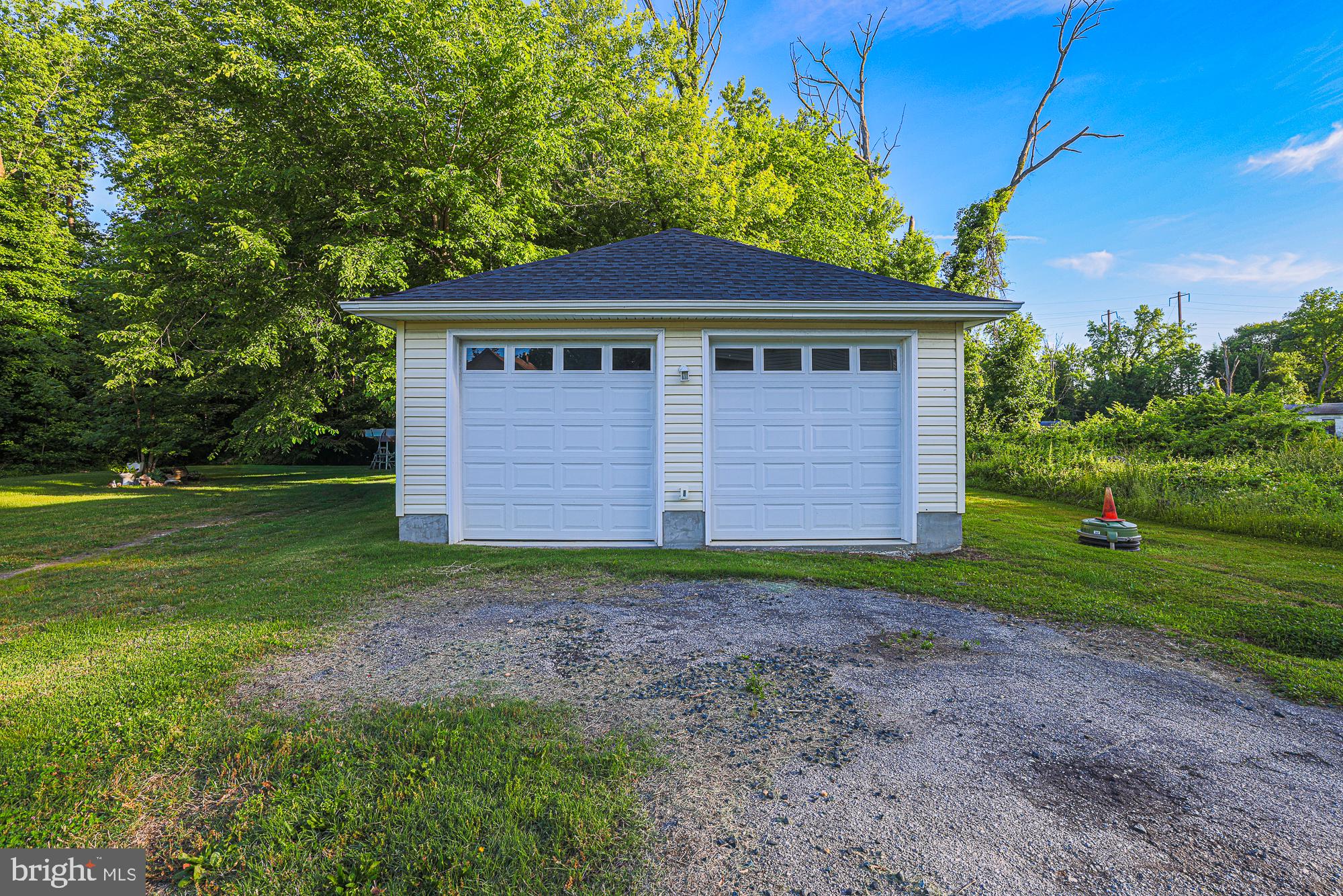 2321 Old Post Road Havre de Grace, MD 21078 - Photo 10 of 60 Charming dual garage in serene setting.