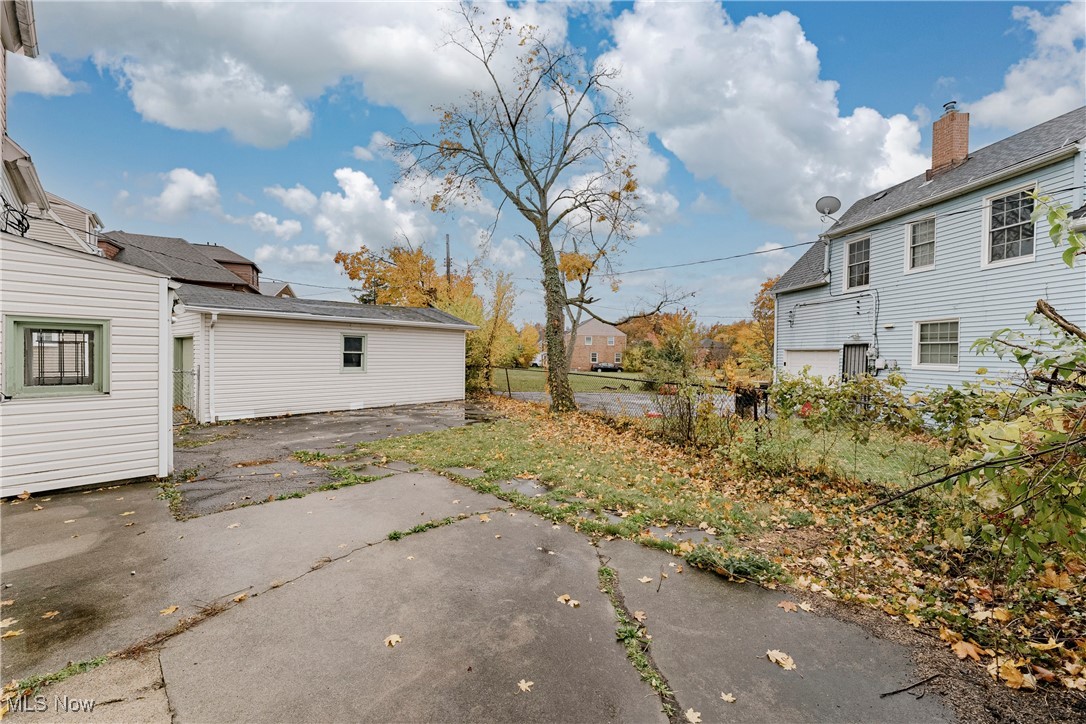 3348 Milverton Road Cleveland, OH 44120 - Photo 29 of 32