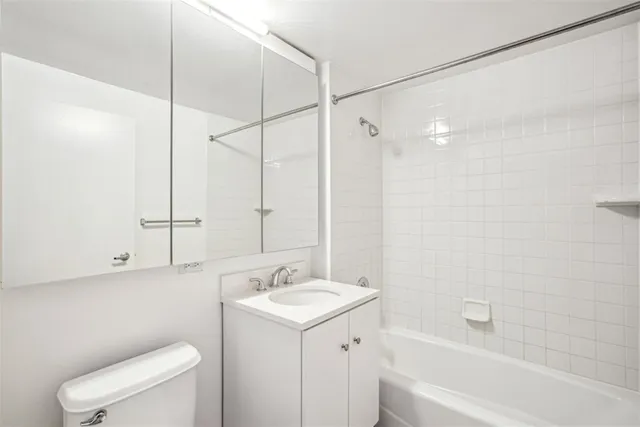 $7,362 | 229 Chrystie Street, Unit 1001 | Lower East Side