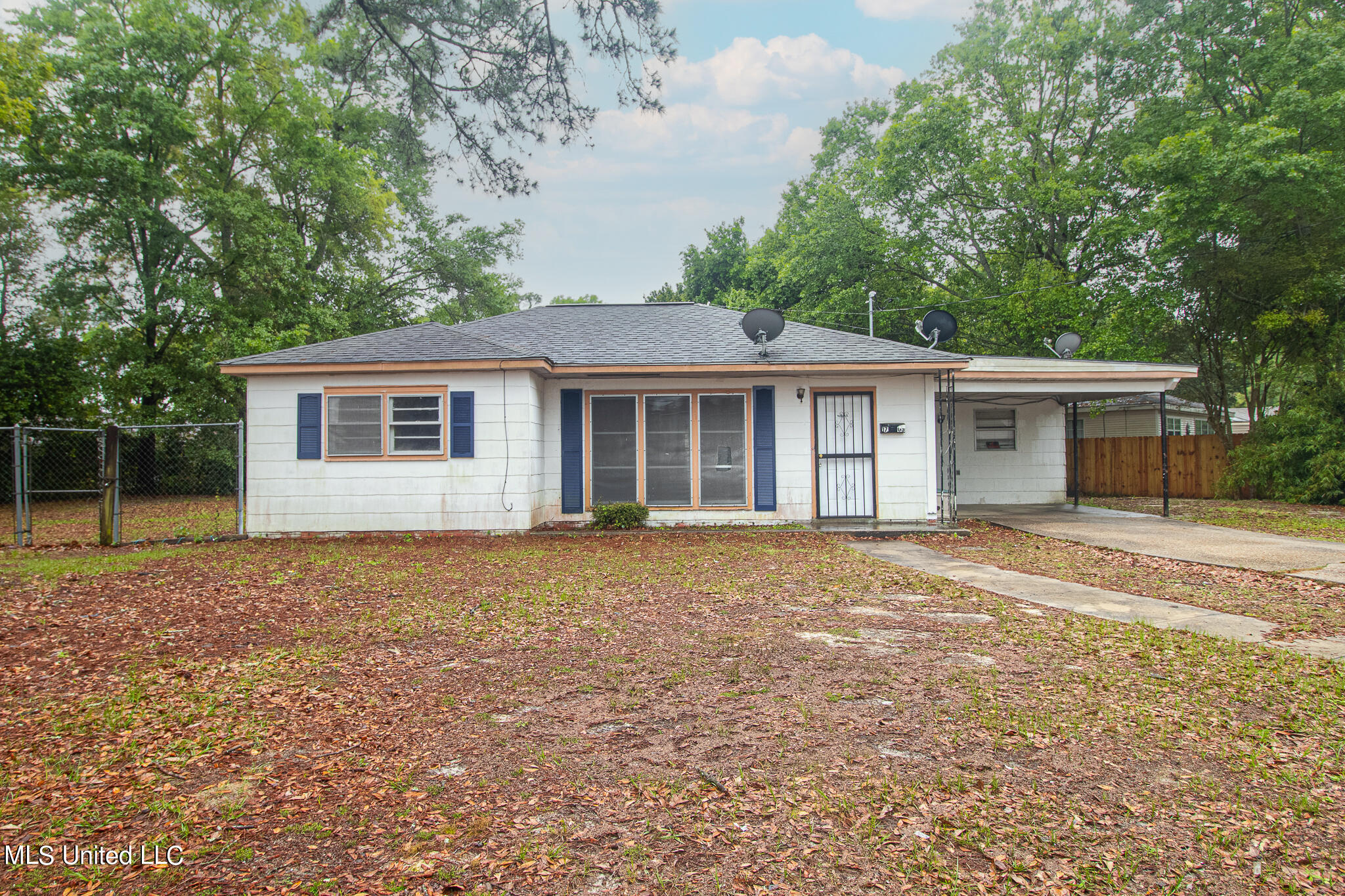 1703 Ridgeway Drive Biloxi, MS 39531 - Photo 1 of 14 1703 Ridgeland-99001
