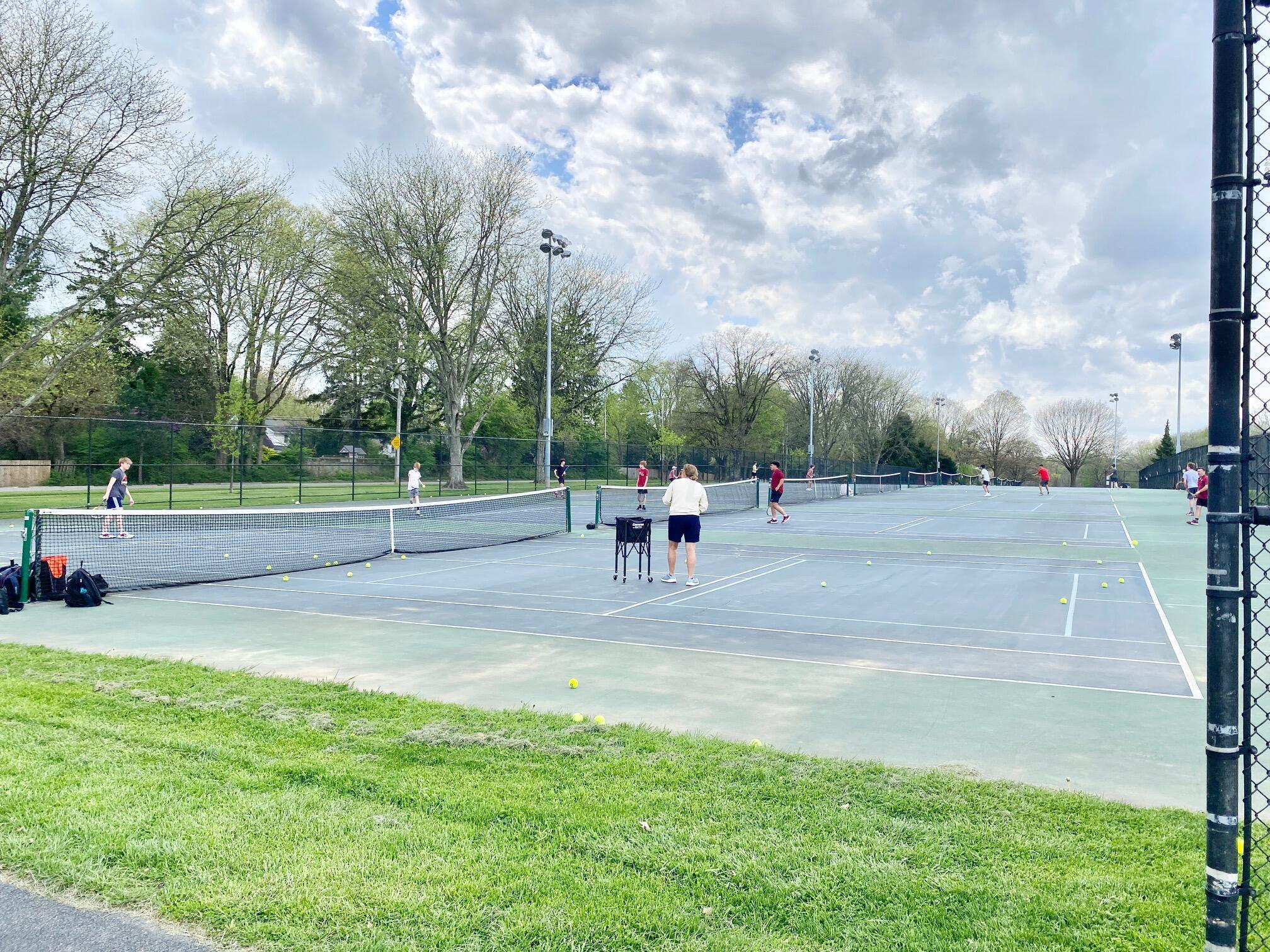 254 Chatham Road Columbus, OH 43214 - Photo 46 of 61 Whetstone tennis courts