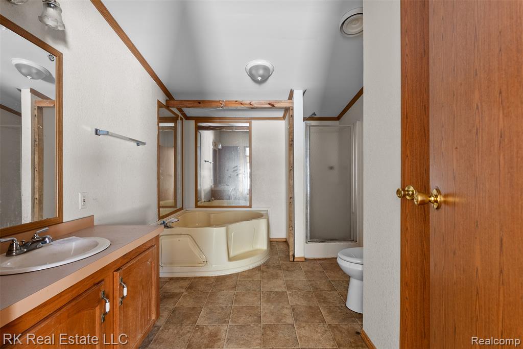 8237 Lambs Road Goodells, MI 48027 - Photo 15 of 34