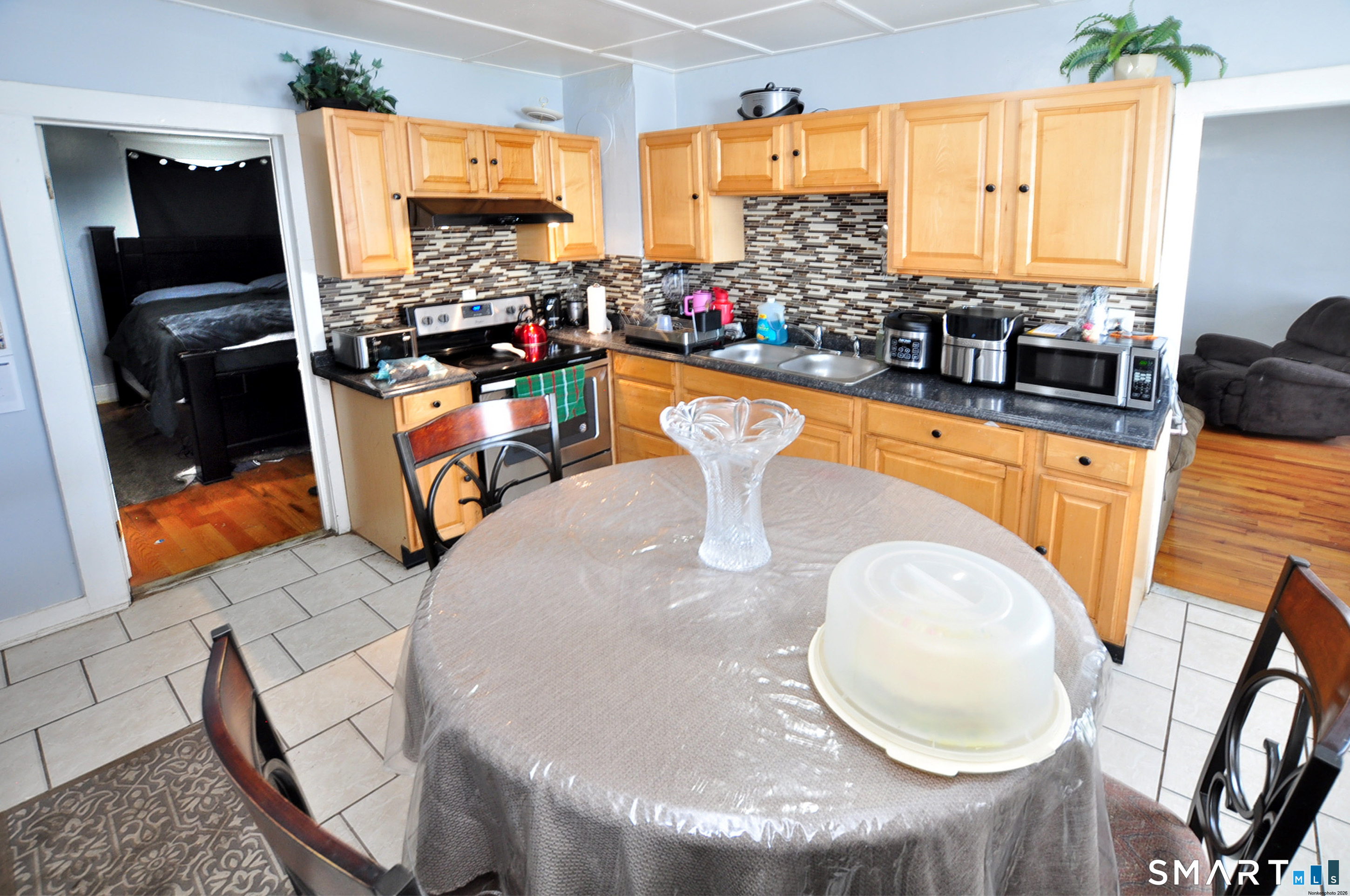 82 Spring Street Meriden, CT 06451 - Photo 10 of 40 1st floor kitchen