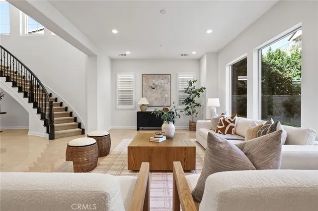$2,485,000 | 5567 Heritage Oak Drive, Lake Forest, CA 92679