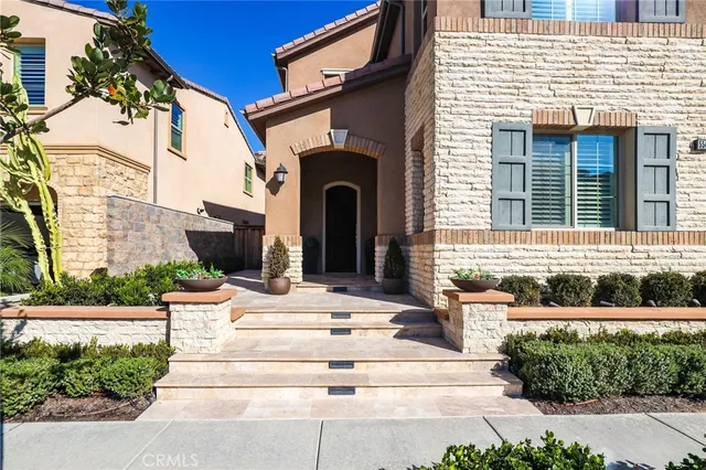 $2,485,000 | 5567 Heritage Oak Drive, Lake Forest, CA 92679