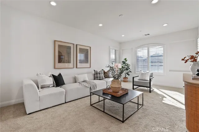 $2,485,000 | 5567 Heritage Oak Drive, Lake Forest, CA 92679