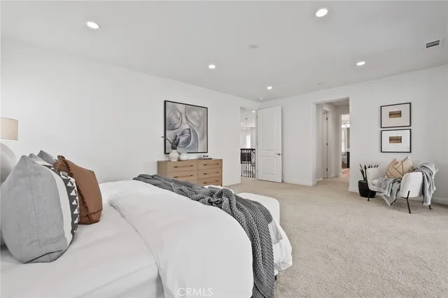 $2,485,000 | 5567 Heritage Oak Drive, Lake Forest, CA 92679