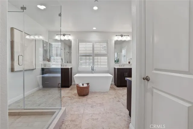 $2,485,000 | 5567 Heritage Oak Drive, Lake Forest, CA 92679