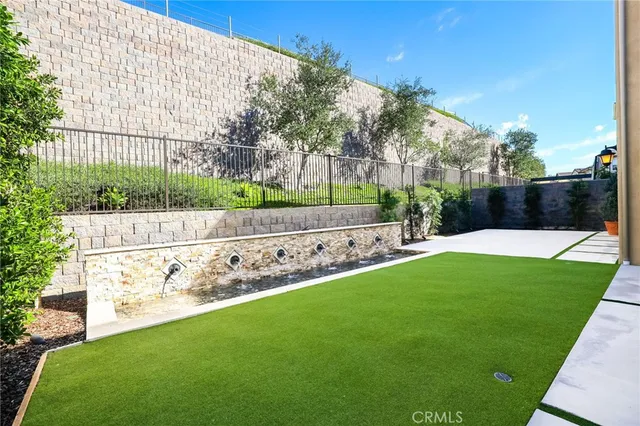 $2,485,000 | 5567 Heritage Oak Drive, Lake Forest, CA 92679