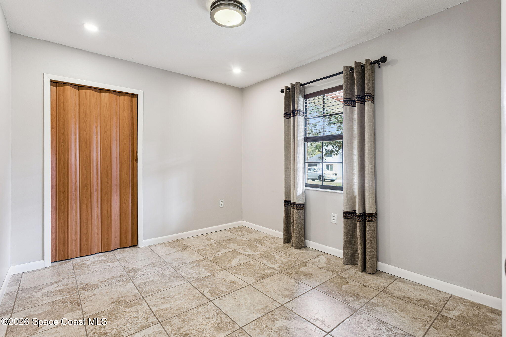 150 Serena Road DeBary, FL 32713 - Photo 9 of 25 12-web-or-mls-150_Serena_Rd__DeBary__FL_