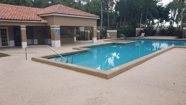 $1,700 | 1251 Benoist Farms Road, Unit 304, West Palm Beach, FL 33411