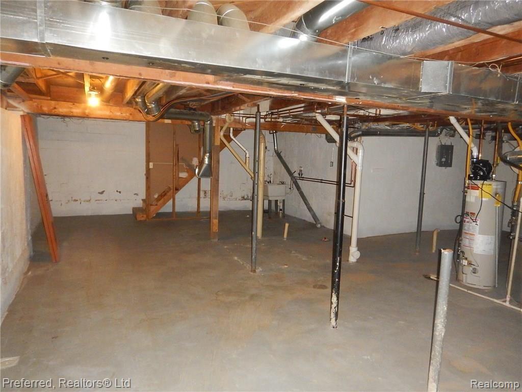 1158 Fall River Road Ypsilanti, MI 48198 - Photo 16 of 23 Bsmt Entry.JPG
