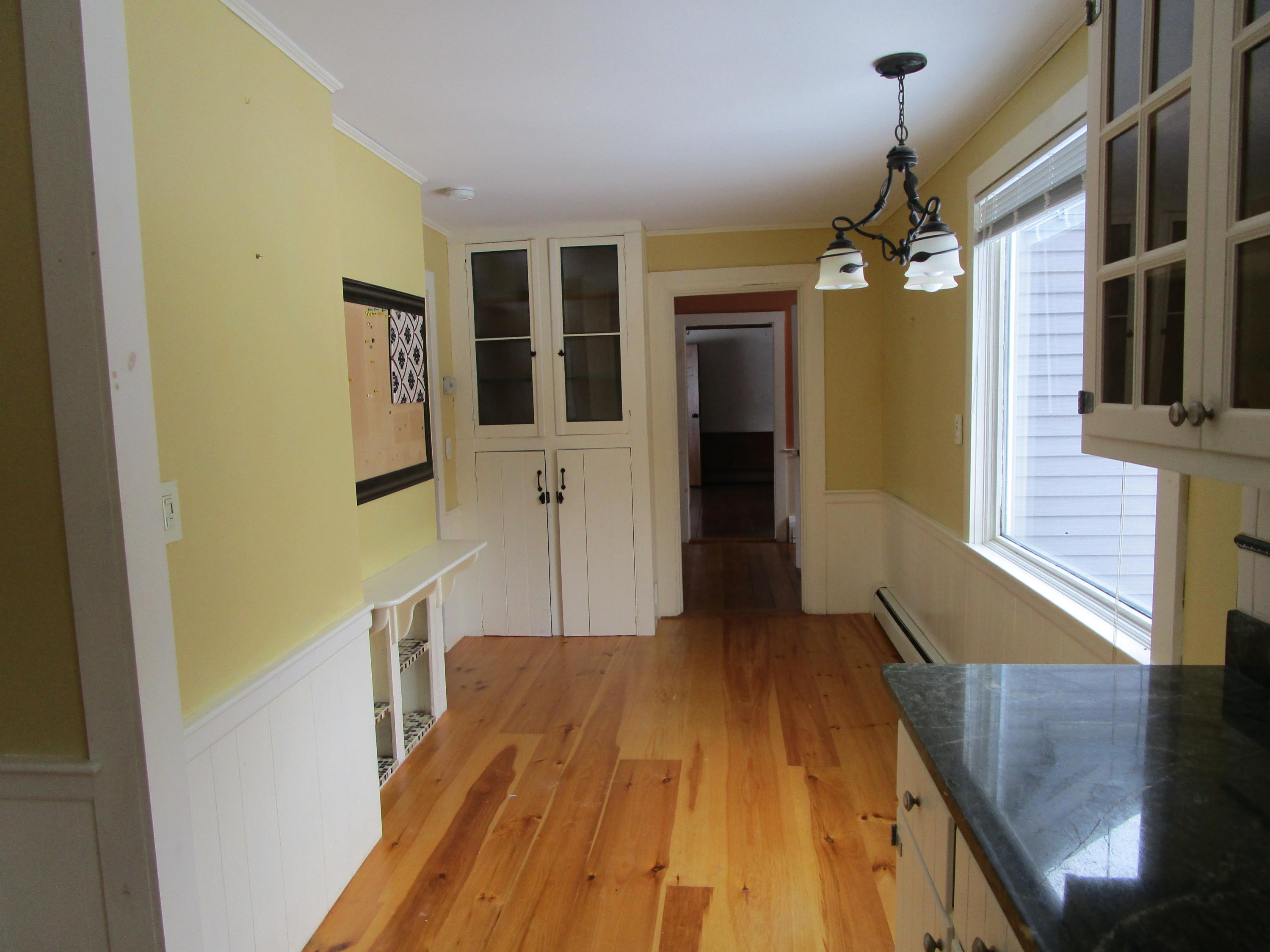 793 Newbury Neck Road Surry, ME 04684 - Photo 19 of 41 18 Kitchen