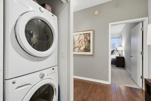 $425,000 | 303 West Ohio Street, Unit 3502, Chicago, IL 60654