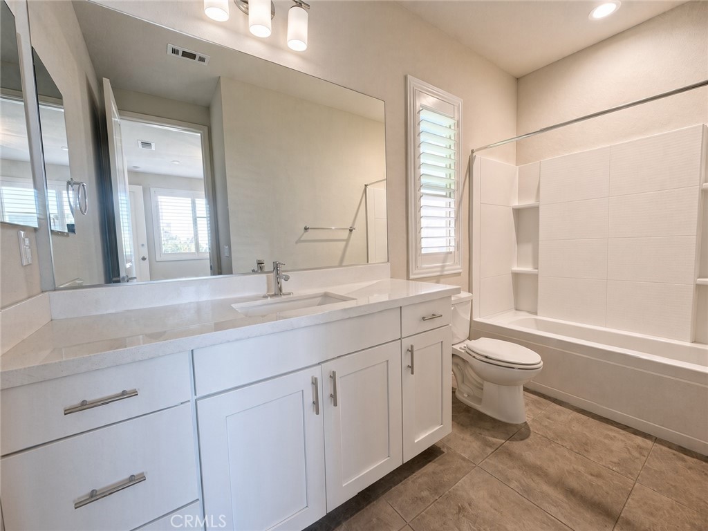 122 Interval Irvine, CA 92618 - Photo 16 of 18 Gallery Image 16