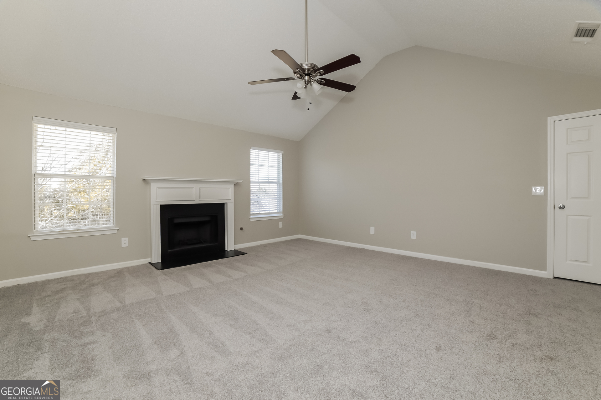 109 Quivas Court Atlanta, GA 30331 - Photo 3 of 17