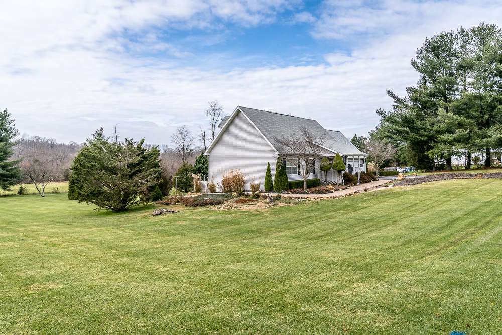 917 Patton Farm Road Stuarts Draft, VA 24477 - Photo 9 of 24 Gallery Image 9