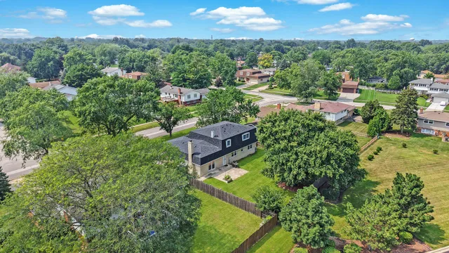 $619,000 | 7209 Grant Street, Darien, IL 60561