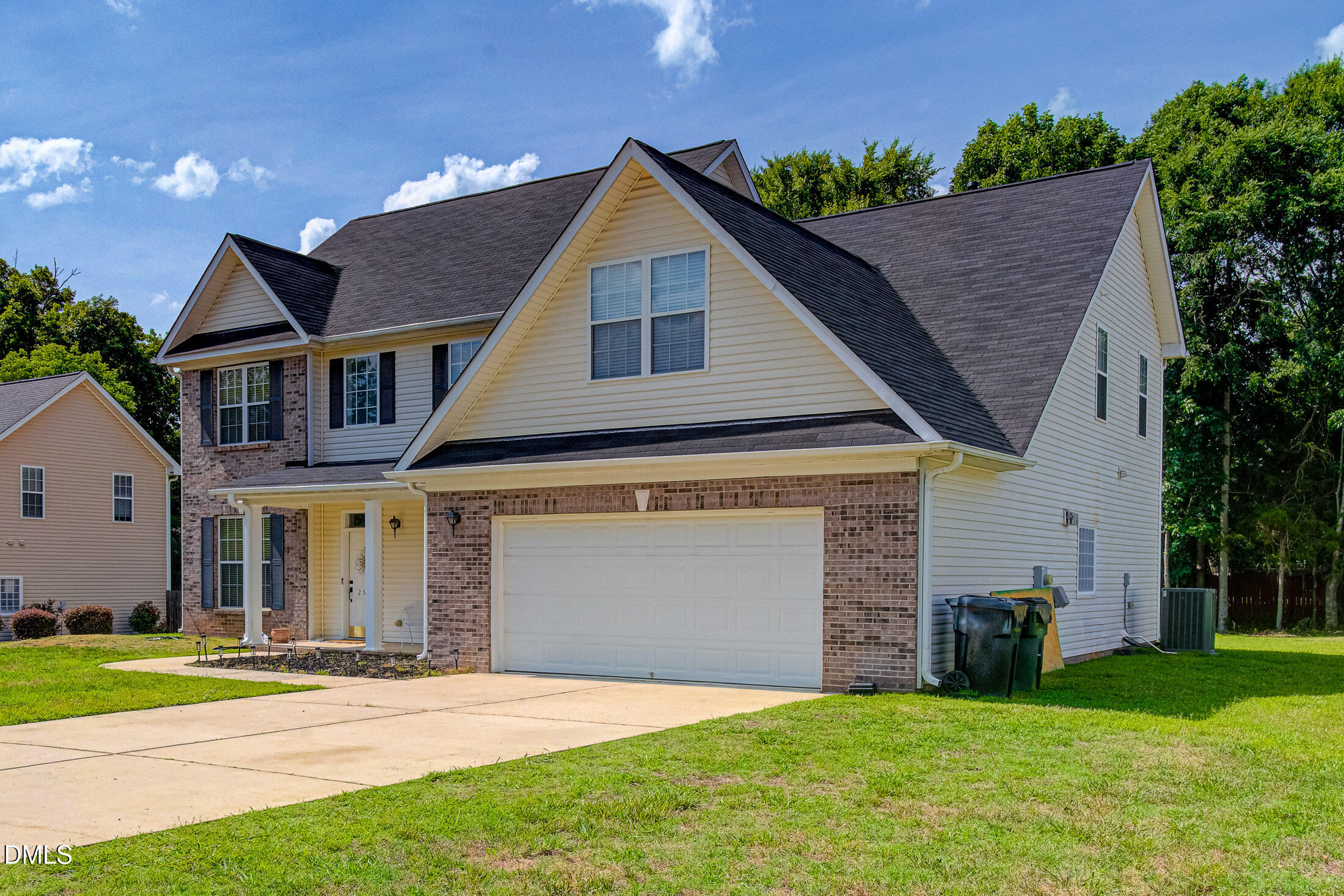 2517 Cambridge Road Burlington, NC 27215 - Photo 3 of 29 2517 Cambridge Rd Photo-3