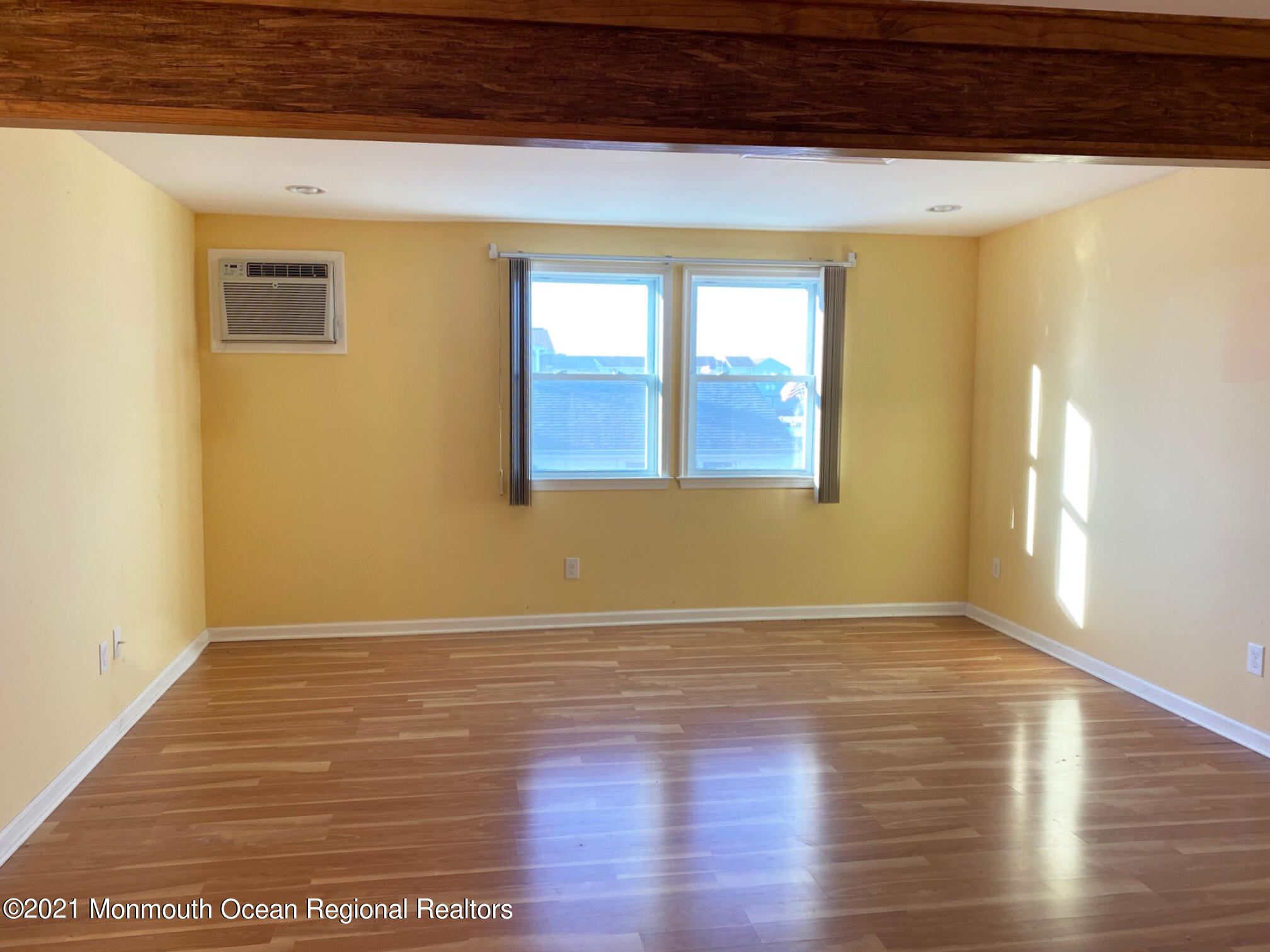 1064 Radio Road Little Egg Harbor, NJ 08087 - Photo 1 of 26 Living Room