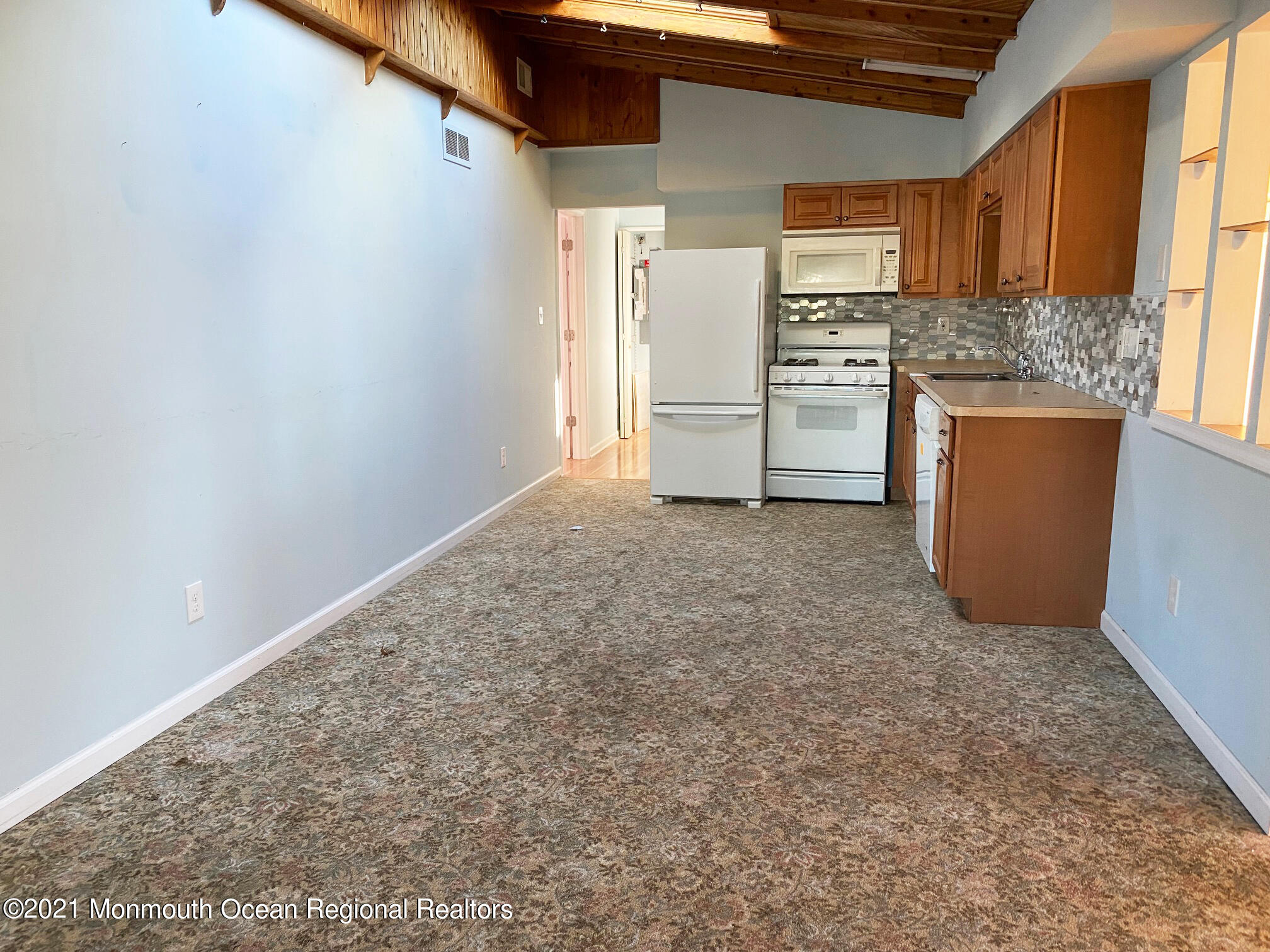 1064 Radio Road Little Egg Harbor, NJ 08087 - Photo 4 of 26 Kitchen