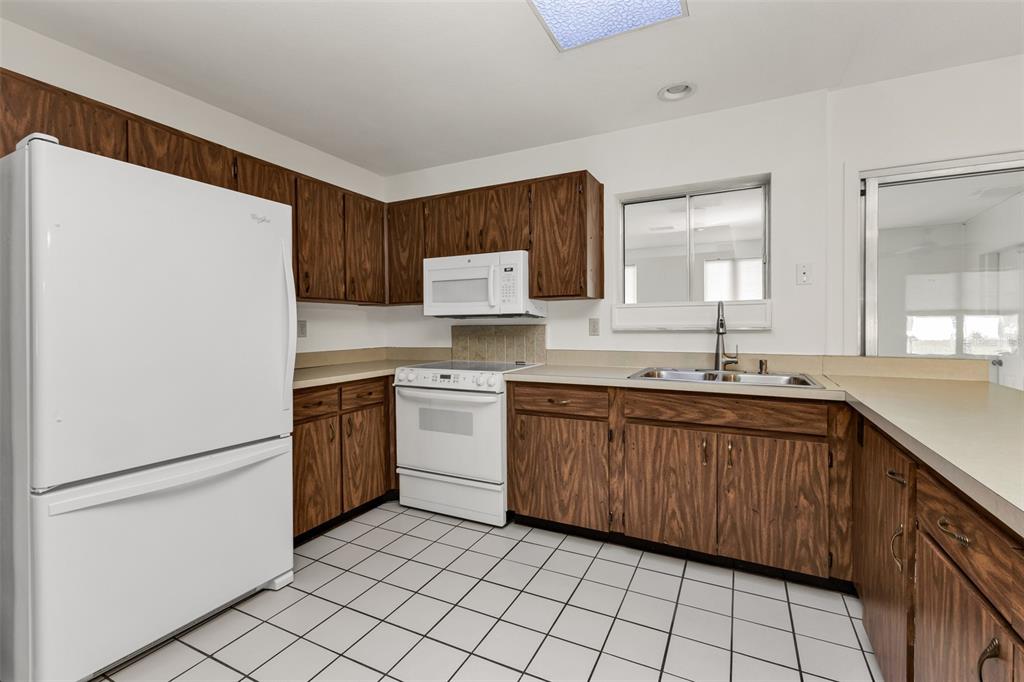 4100 Grobe Street North Port, FL 34287 - Photo 4 of 42