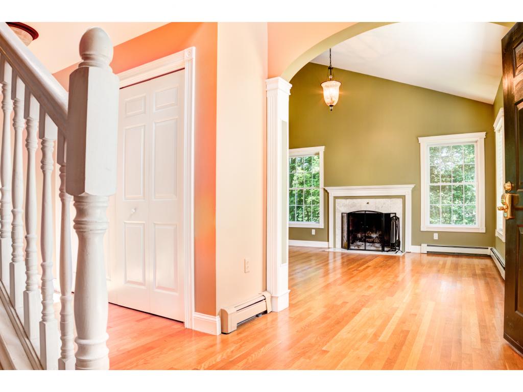 11 Merrill Crossing Bow, NH 03304 - Photo 3 of 33