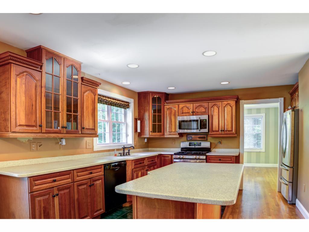 11 Merrill Crossing Bow, NH 03304 - Photo 6 of 33