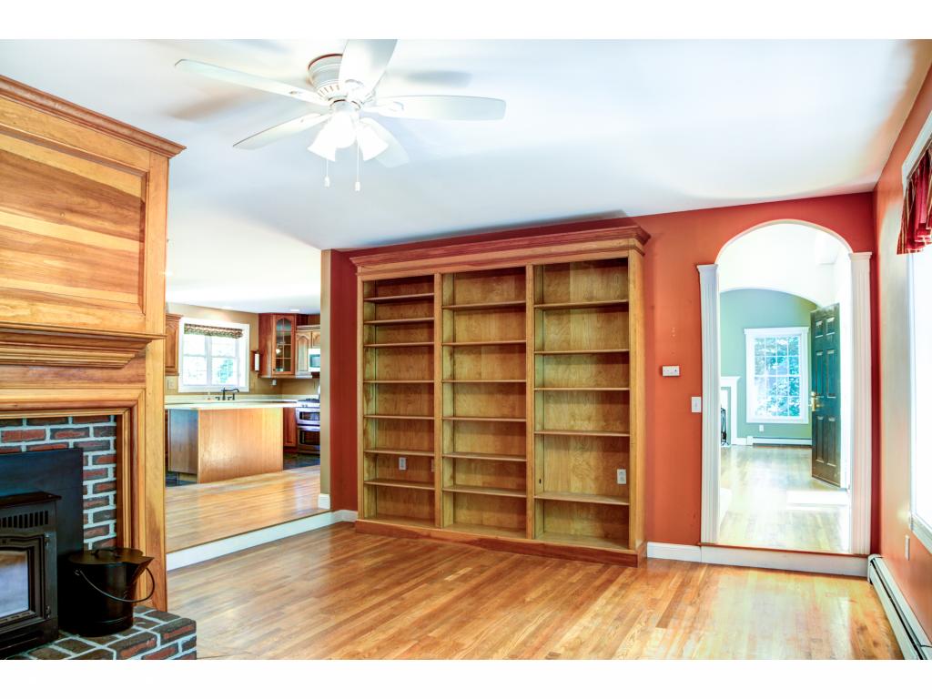 11 Merrill Crossing Bow, NH 03304 - Photo 9 of 33