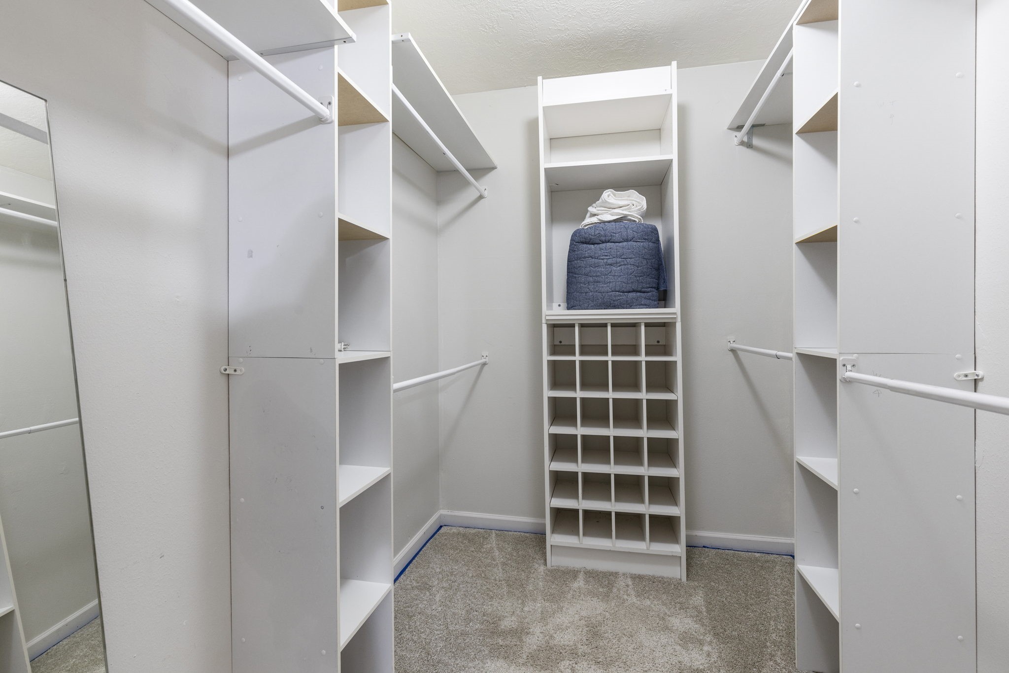 623 Hickory Ridge Drive Shenandoah, TX 77381 - Photo 22 of 26 a view of room with walk in closet and window