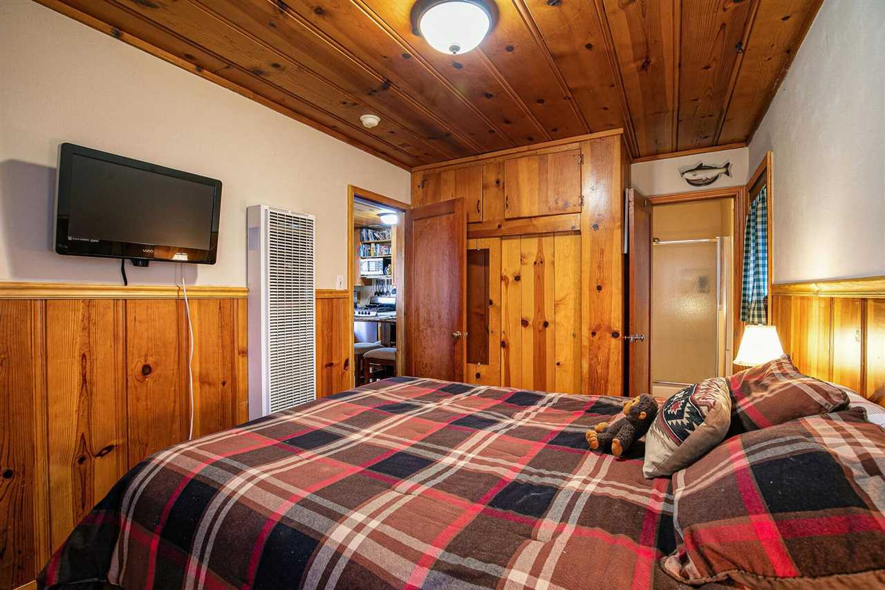13624 Moraine Road Truckee, CA 96161 - Photo 10 of 15 Gallery Image 10