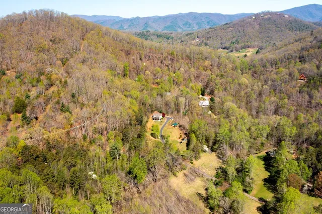 $522,500 | 105 Sharons Valley, Hayesville, NC 28904