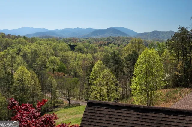 $522,500 | 105 Sharons Valley, Hayesville, NC 28904
