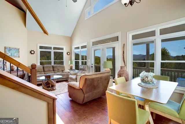 $522,500 | 105 Sharons Valley, Hayesville, NC 28904