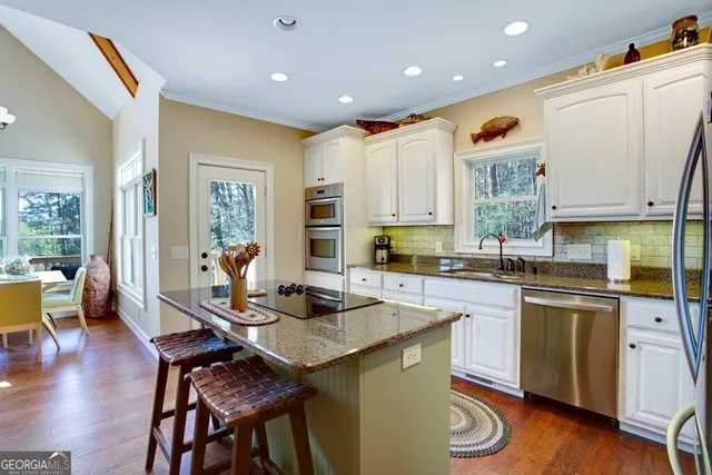 $522,500 | 105 Sharons Valley, Hayesville, NC 28904