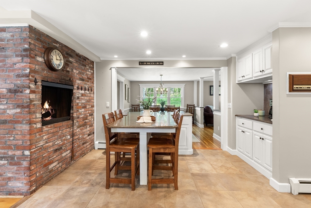 22 Timber Lane Topsfield, MA 01983 - Photo 10 of 42