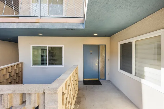 $949,000 | 1126 North Central Avenue, Unit 101, Glendale, CA 91202