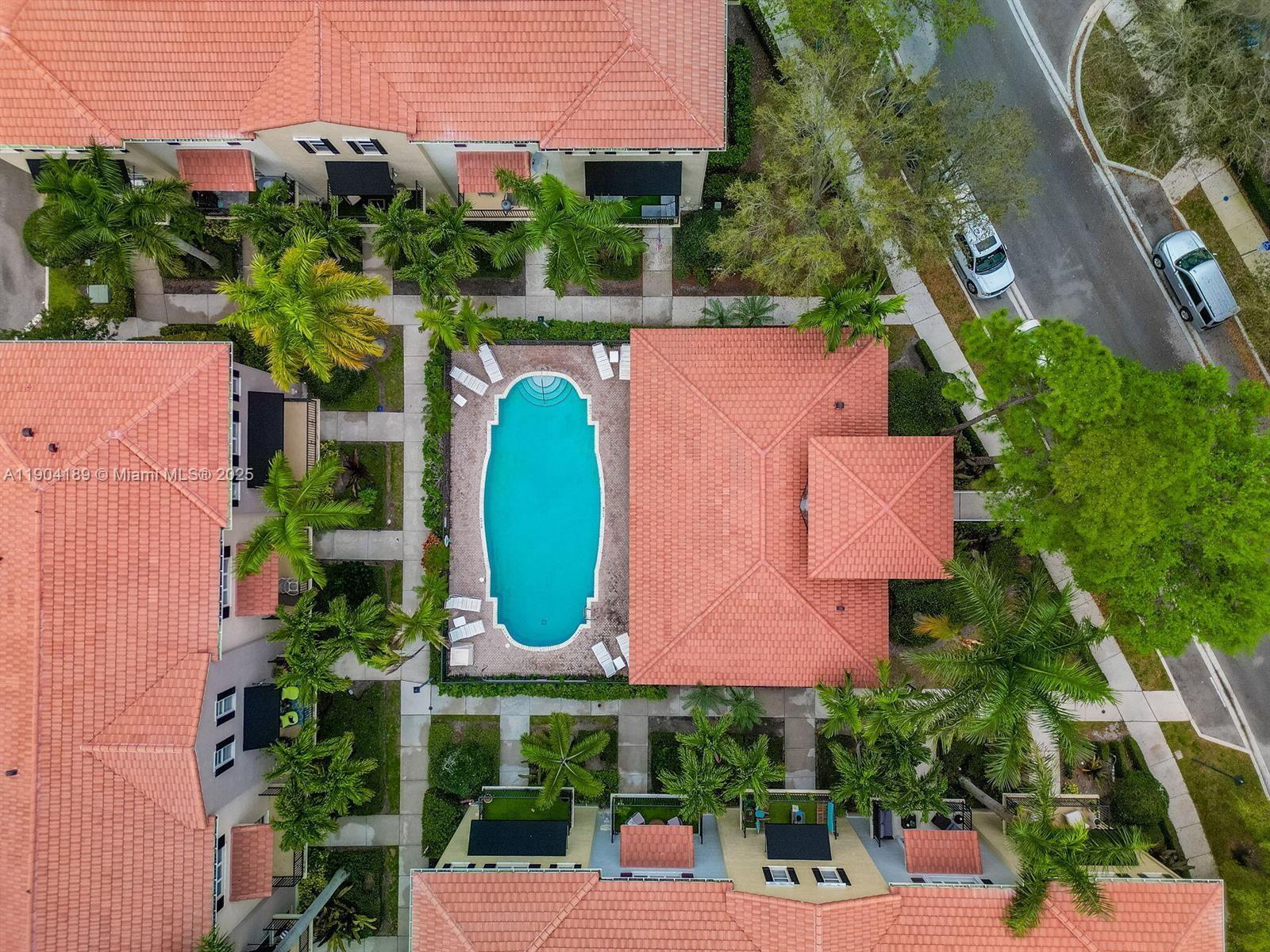 150 Regions Way Jupiter, FL 33458 - Photo 12 of 13