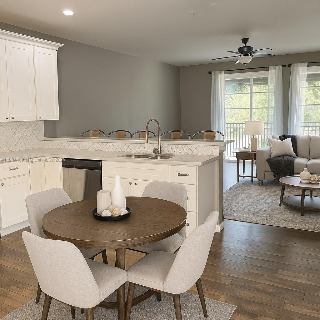 150 Regions Way Jupiter, FL 33458 - Photo 3 of 13