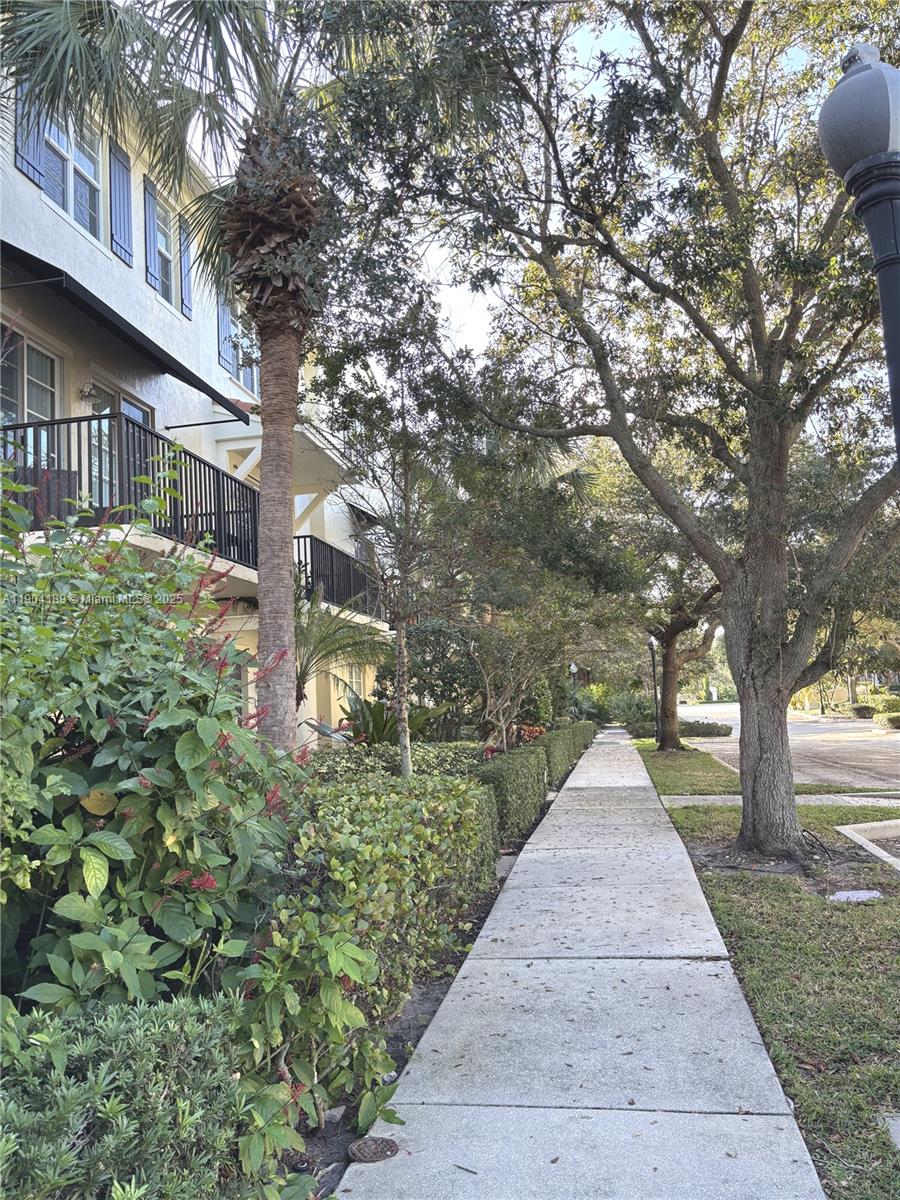 150 Regions Way Jupiter, FL 33458 - Photo 7 of 13