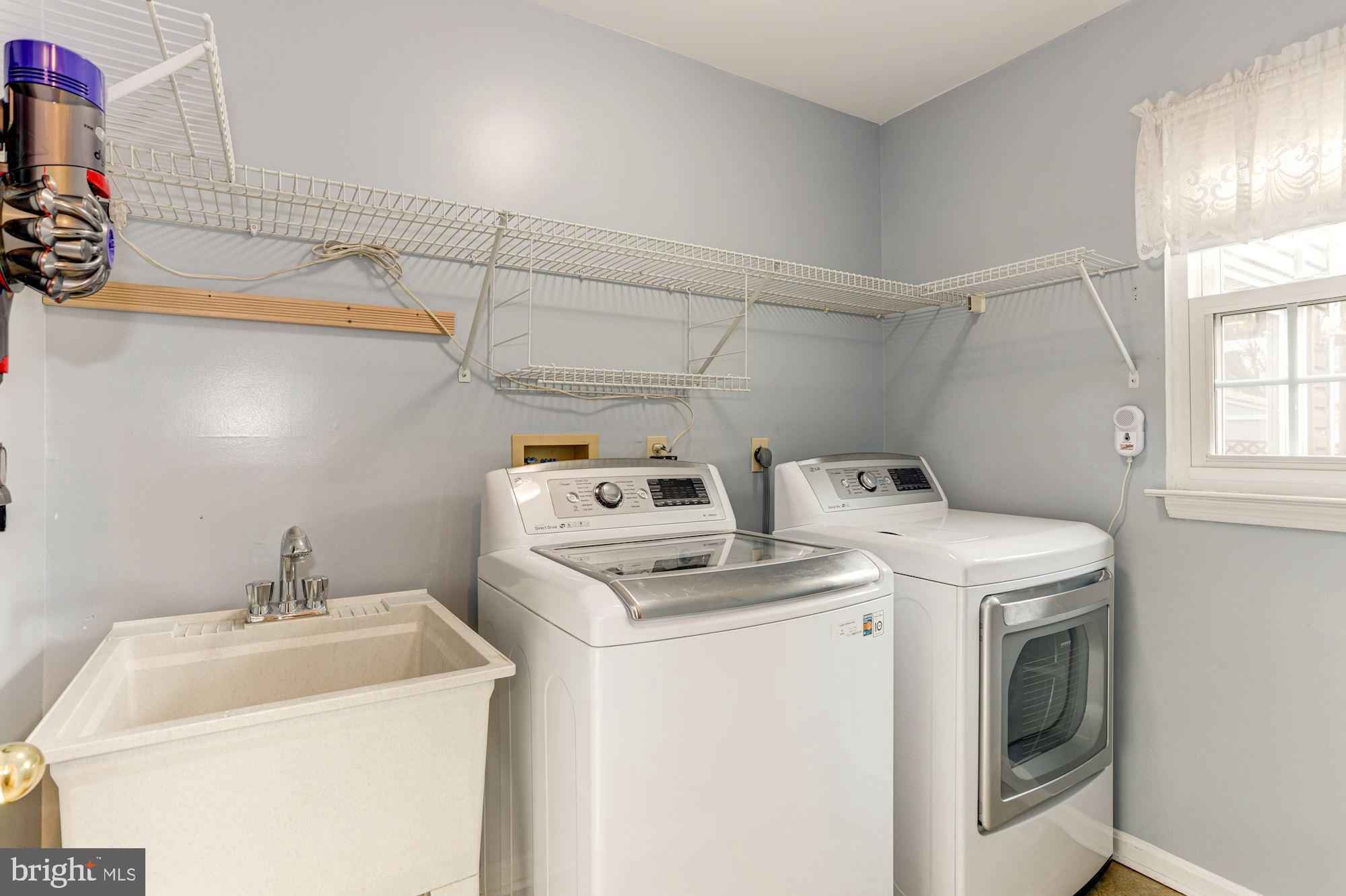 6689 Hunter Road Elkridge, MD 21075 - Photo 16 of 43 Main Level Laundry Room