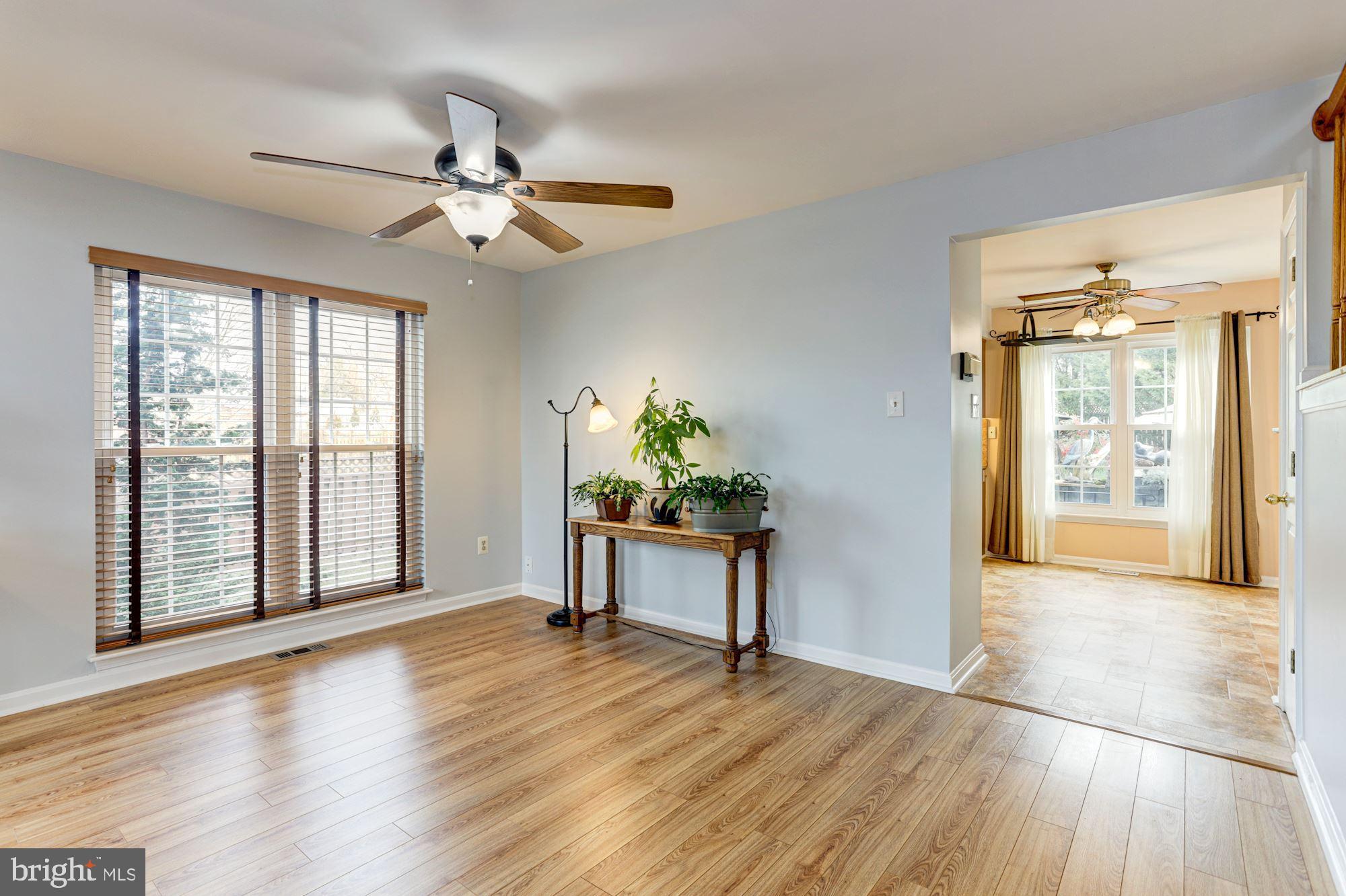 6689 Hunter Road Elkridge, MD 21075 - Photo 3 of 43 Dining Room