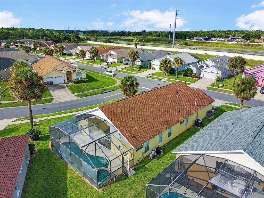 2512 Oneida Loop Kissimmee, FL 34747 - Photo 4 of 28