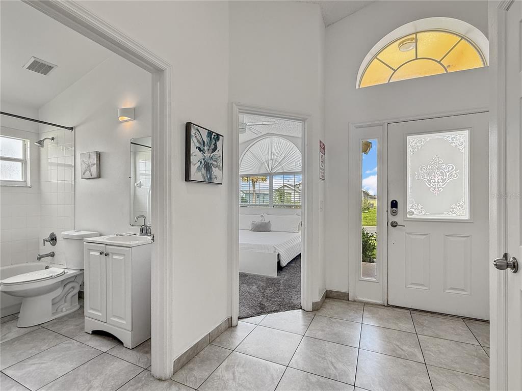 2512 Oneida Loop Kissimmee, FL 34747 - Photo 5 of 28