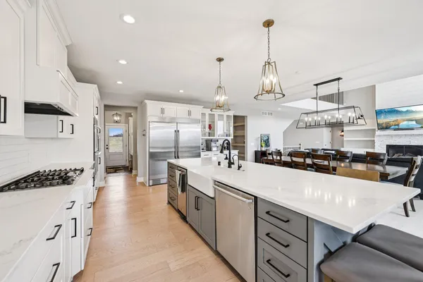 $1,500,000 | 19990 Fairlawn Avenue, Prior Lake, MN 55372