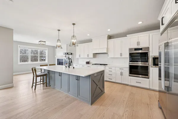 $1,500,000 | 19990 Fairlawn Avenue, Prior Lake, MN 55372