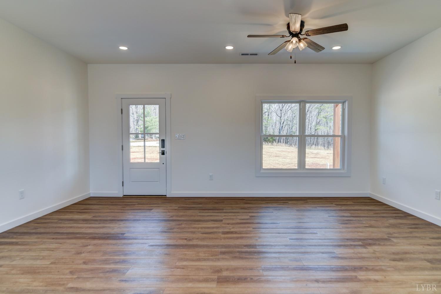 3944 Horseshoe Road Appomattox, VA 24522 - Photo 3 of 30 Gallery Image 3