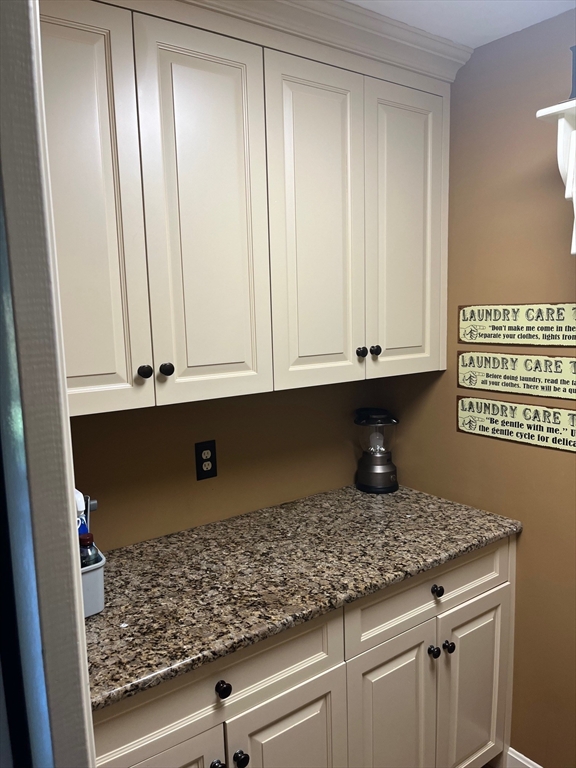 22 Hunters Road Boxford, MA 01921 - Photo 11 of 29